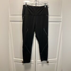 Pink Victoria’s Secret Ultimate Laser Cut Leggings Size Large Color Black